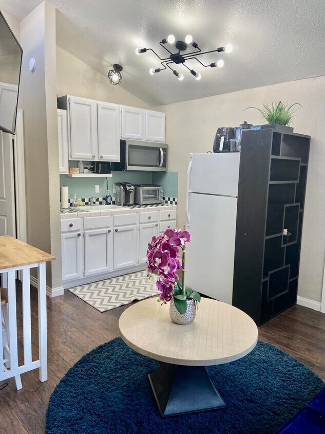 6918 Coley Ave Unit 5, Las Vegas, NV 89117 Apartments in Las Vegas