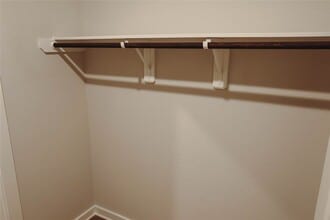 Building Photo - 8606 Blueberry Ash St