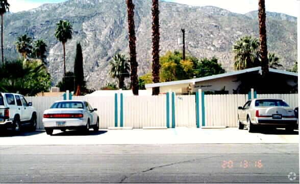 Primary Photo - 541 S Camino Real