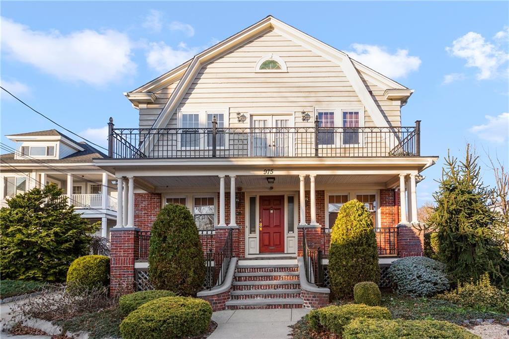 Foto principal - 975 Smith St