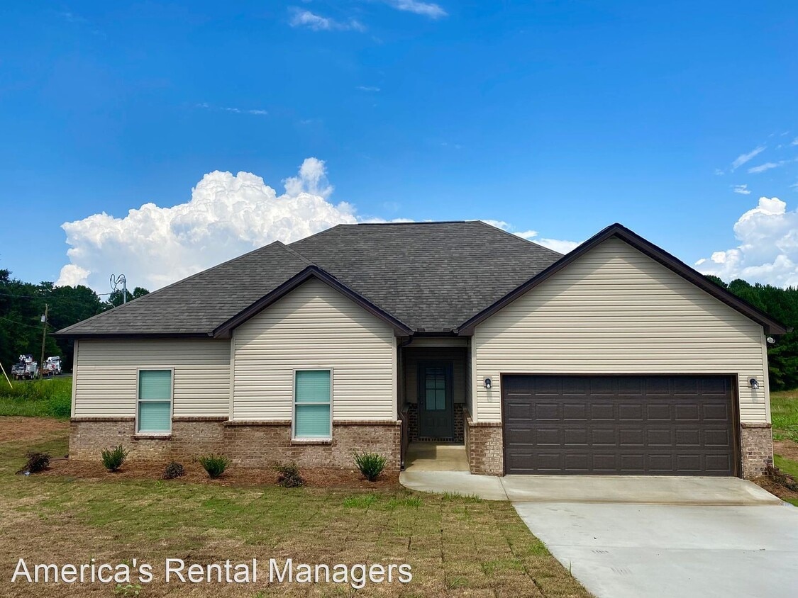 4 br, 2 bath House 37 Dreher Road House Rental in Jasper, AL