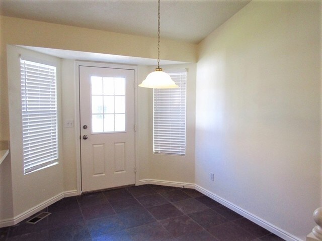 Building Photo - 1102 N 2675 W
