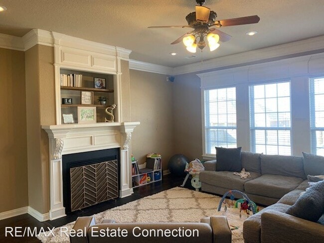 Building Photo - 4 br, 2 bath House - 114 Hudson Branch Dr