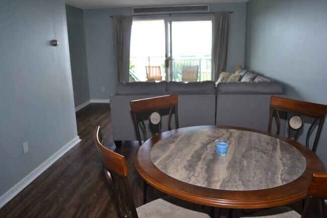 Foto del edificio - 422 Ocean Blvd N