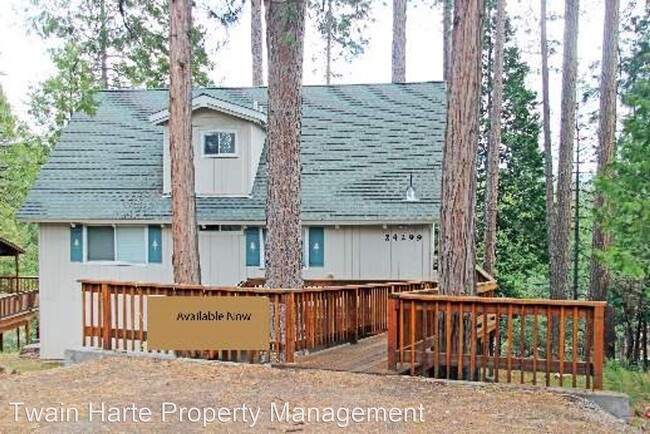 Building Photo - 3 br, 2 bath House - 24299 Juniper Street