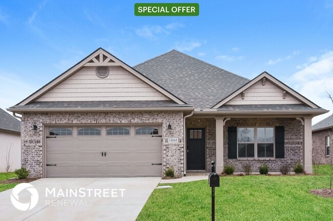 Building Photo - 14668 Greenleaf Dr