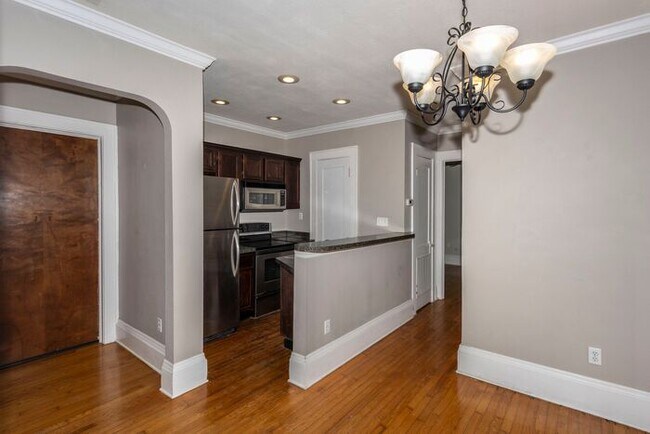 Foto del edificio - Charming Downtown Orlando 1/1 Corner Condo Near Lake Eola!