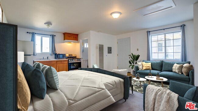 Foto del edificio - 1478 W 29th St