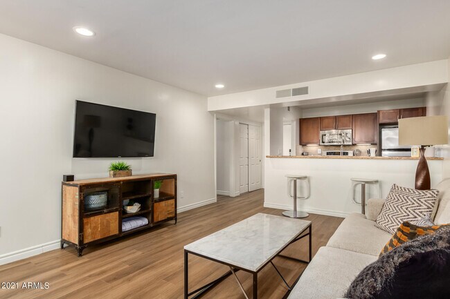 Foto del edificio - 4120 N 78th St