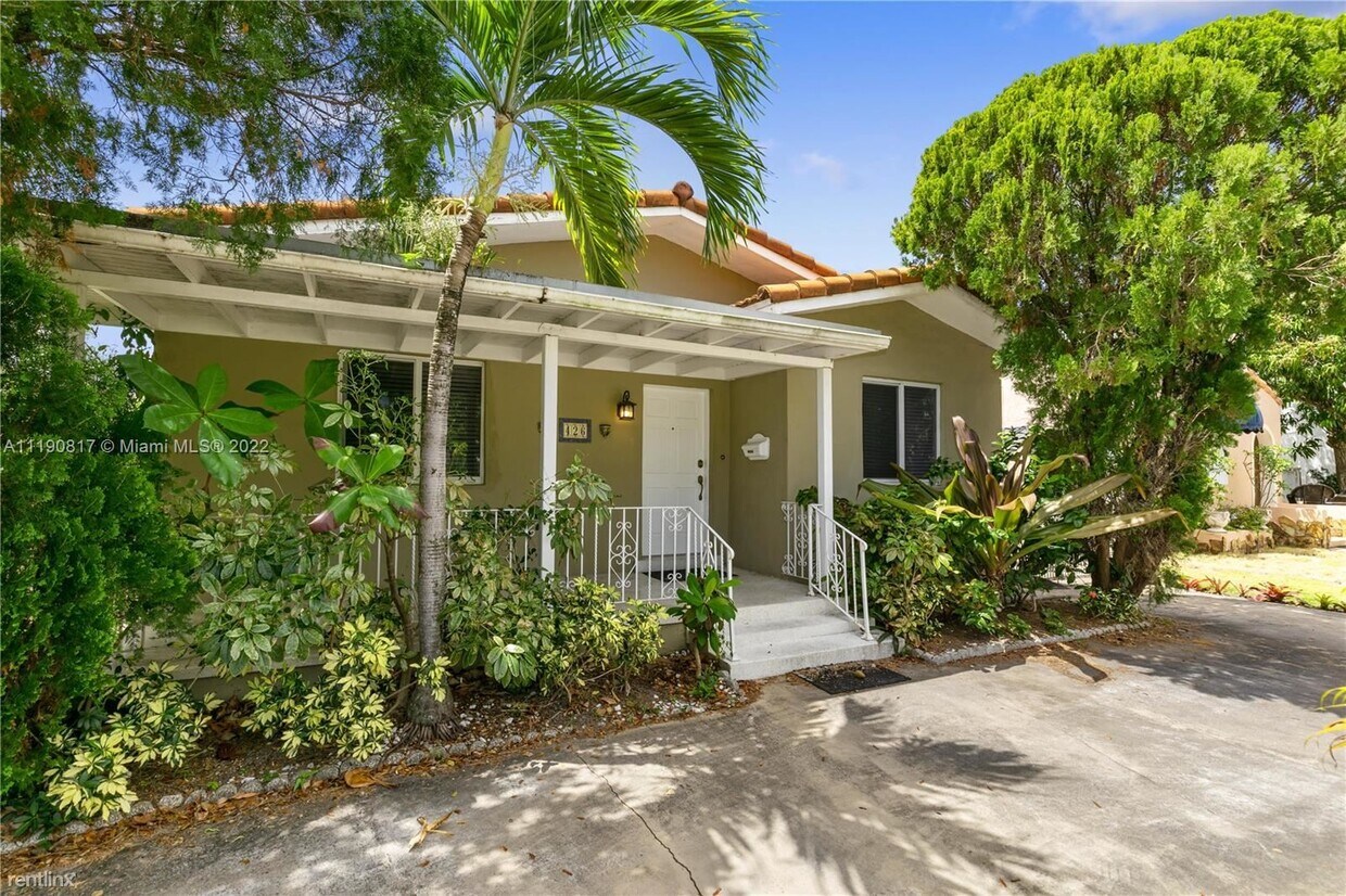 Primary Photo - 3 br, 2 bath House - 426 SW 26th Rd