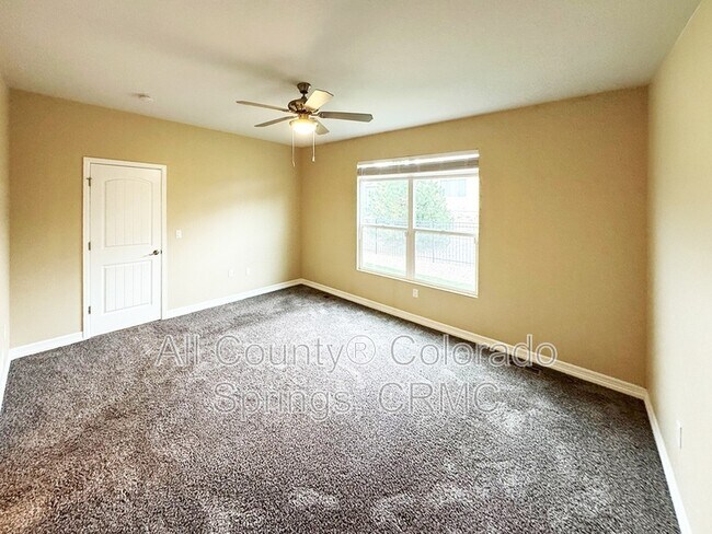 Foto del edificio - 742 Thimbleberry Point