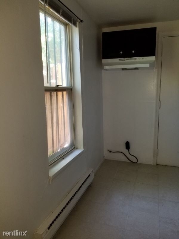 Foto del edificio - 419 E 31st St