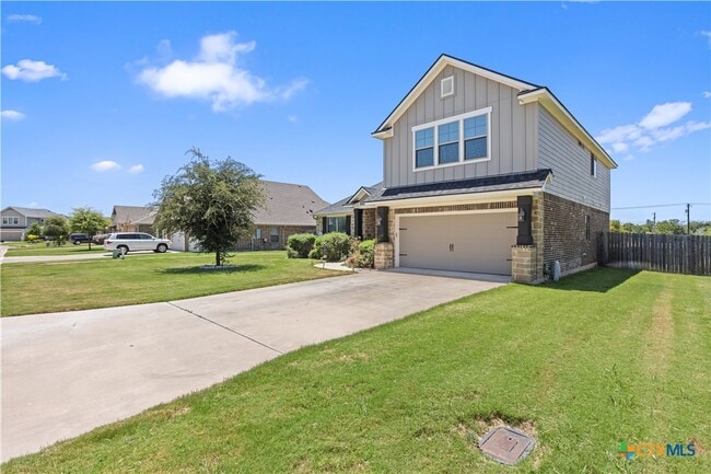 Building Photo - 1326 Carnaby Dr