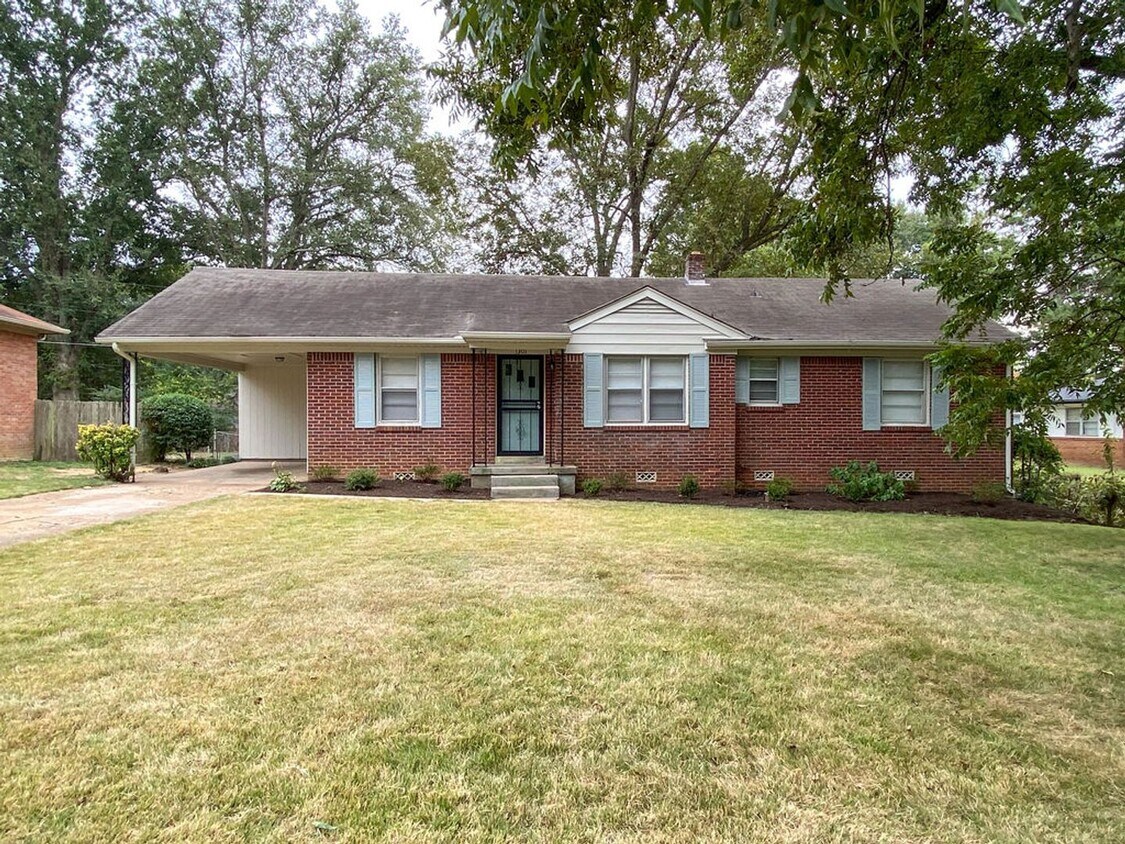 1301 Carol Dr, Memphis, TN 38116 House Rental in Memphis, TN