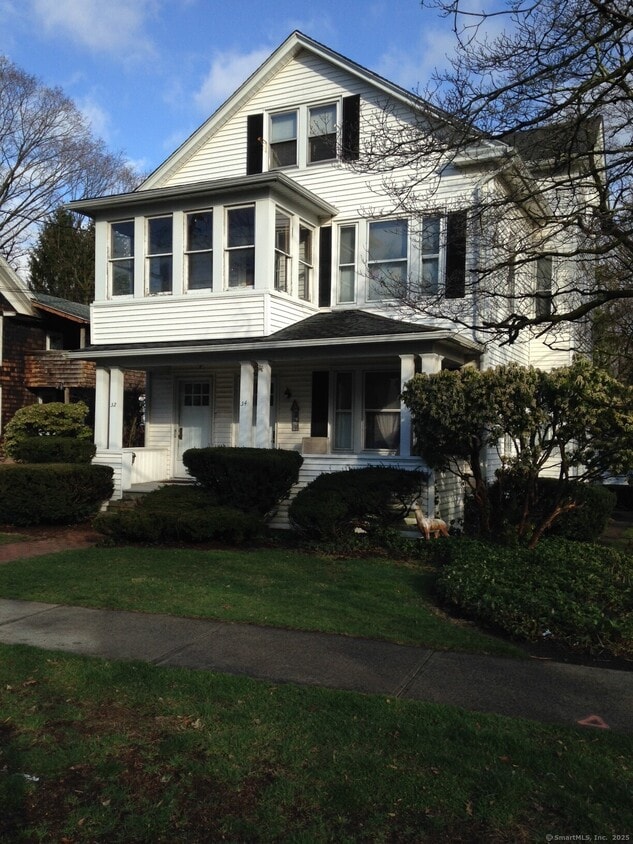 Primary Photo - 32 S Elm St