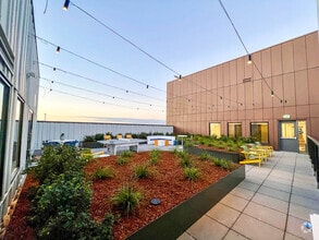 Rooftop Escape - Prescott Station
