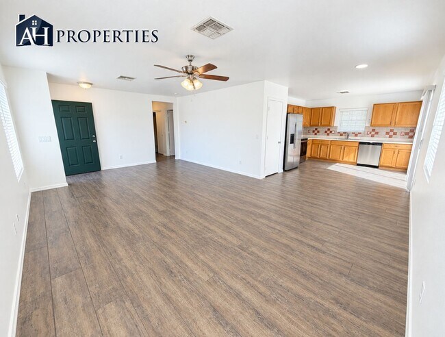 Foto del edificio - 16723 N 113th Ln
