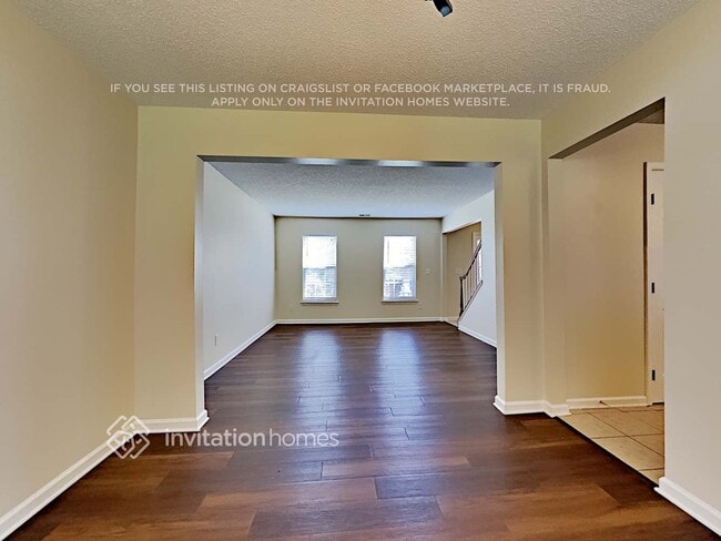 Foto del edificio - 10015 Baxter Caldwell Dr