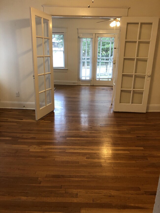 Foto del edificio - 895 Drewry St NE