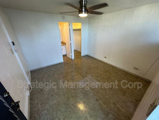 Photo - 1301 Lusitana St Apartment