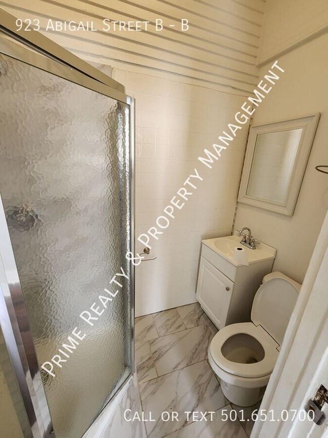 Foto del edificio - 923 Abigail St