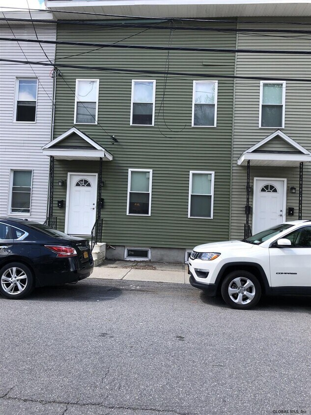 Primary Photo - 34 Exchange St