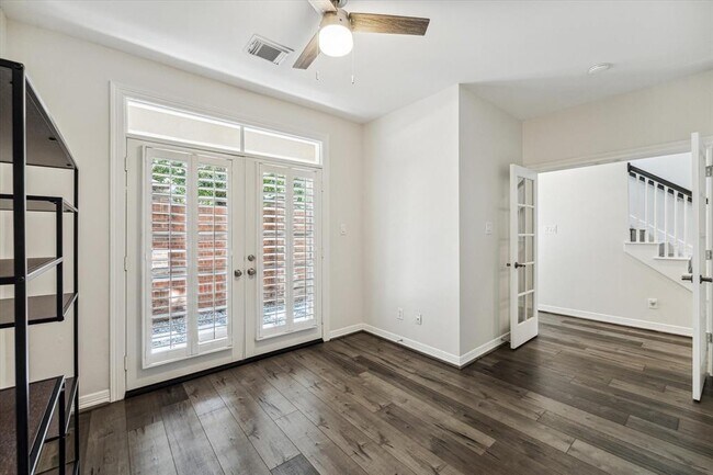Building Photo - 2266 Bancroft Ln