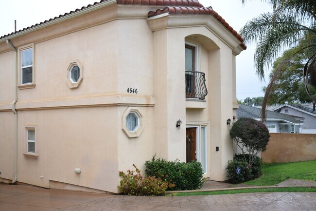 Building Photo - 4546 W 171st St