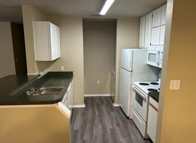 Building Photo - 103 Coppertop Trail, Unit B