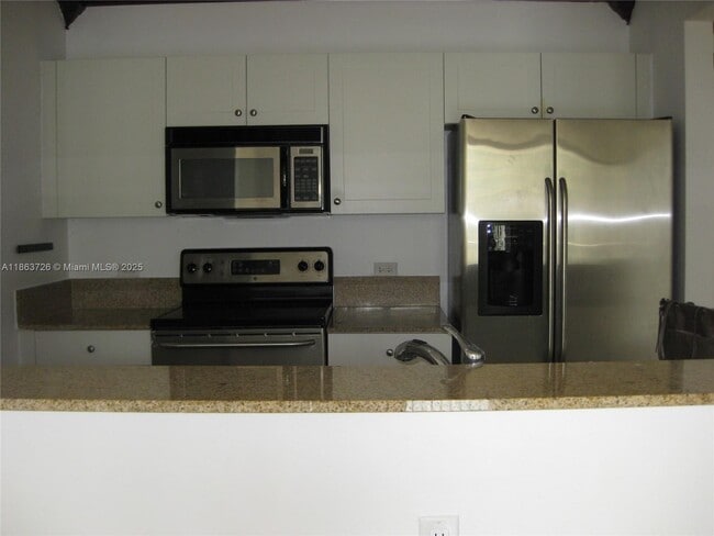 Building Photo - 117 NW 42nd Ave