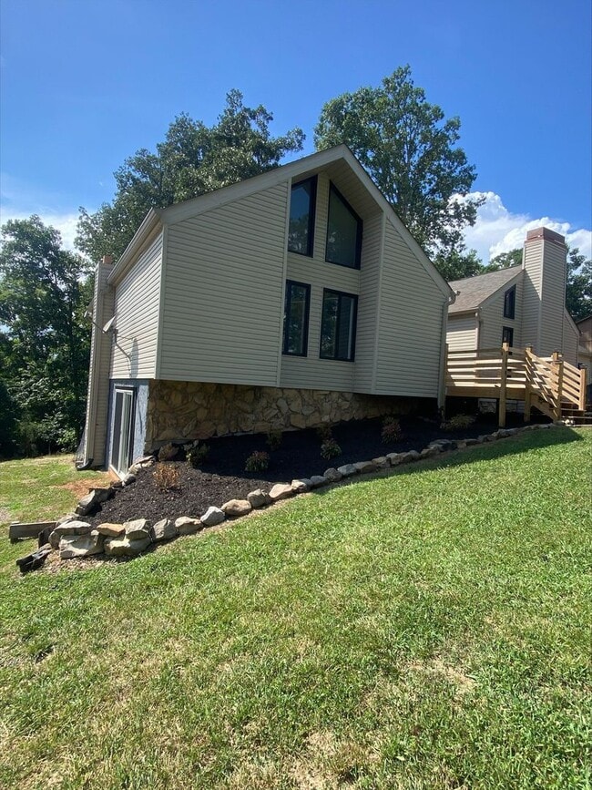 Foto del edificio - 2157 Windy Cove Ln