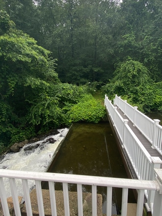 Building Photo - 28 Armstrong Rd