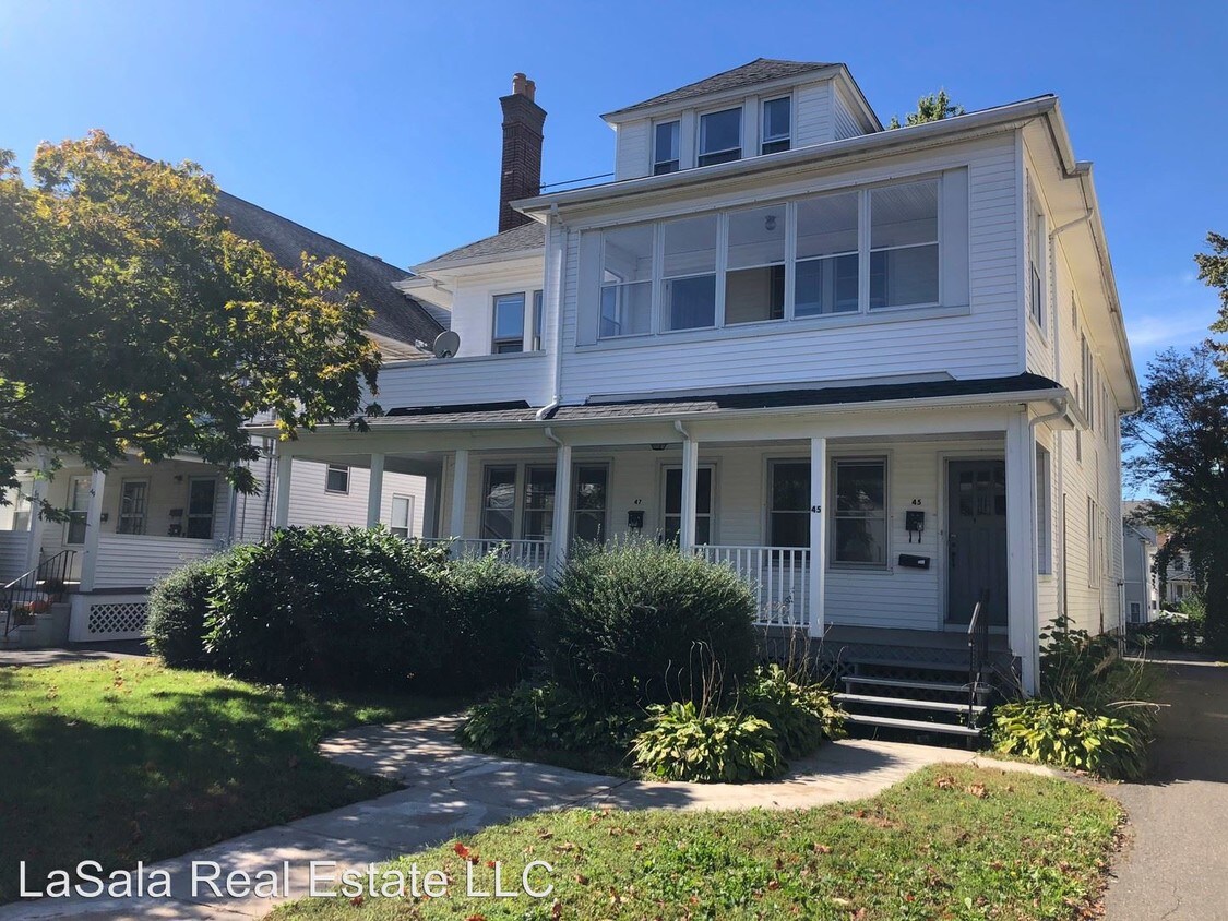 Primary Photo - 45-47 Maplewood Ave