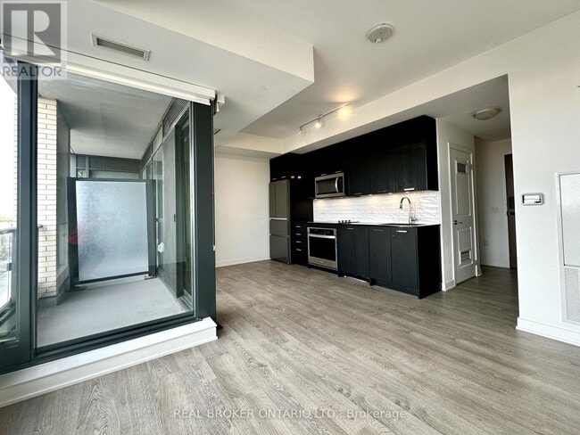 Building Photo - 120 Eagle Rock Way