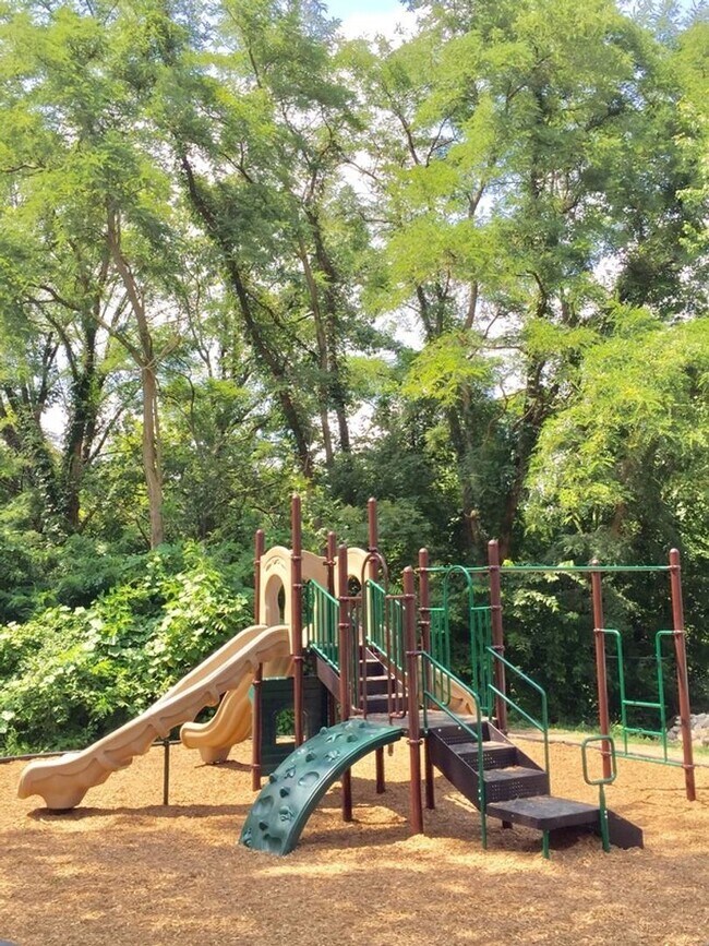 Interior Photo - Legend Oaks Gated Community