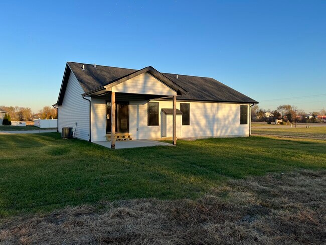 Building Photo - 3613 Justine Drive