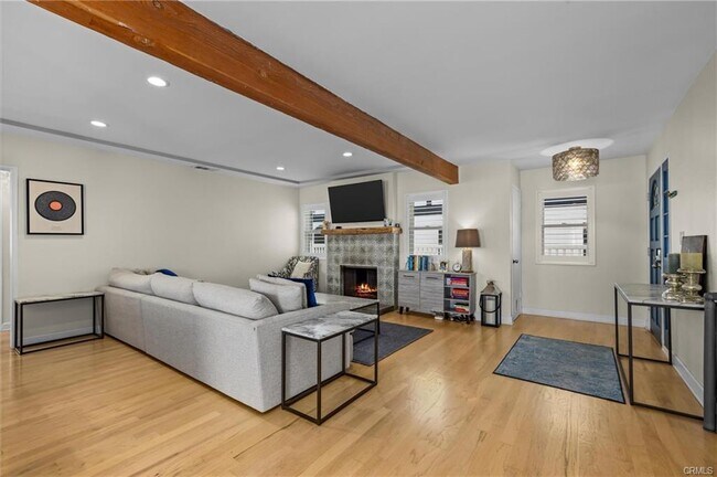 Building Photo - 3528 Pacific Ave