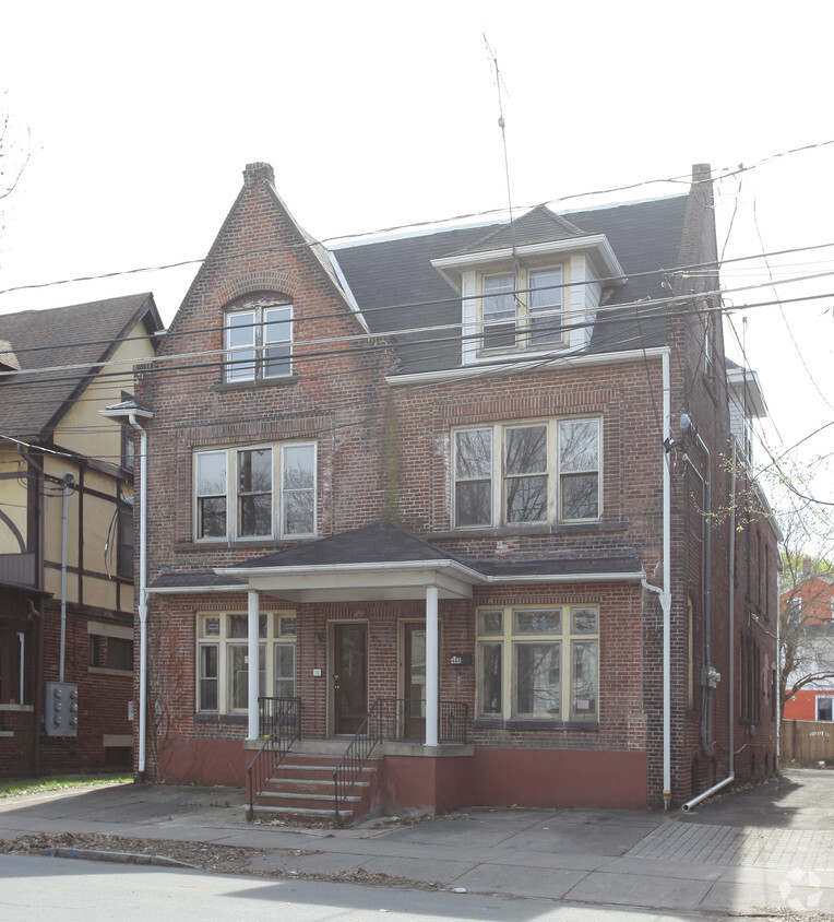 Building Photo - 486-488 S Franklin St