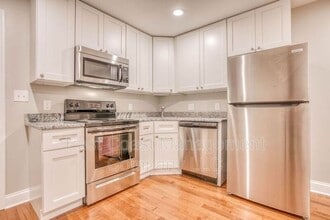 Building Photo - 1623 E Baltimore St