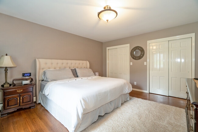 Building Photo - 3 Cliff Pl