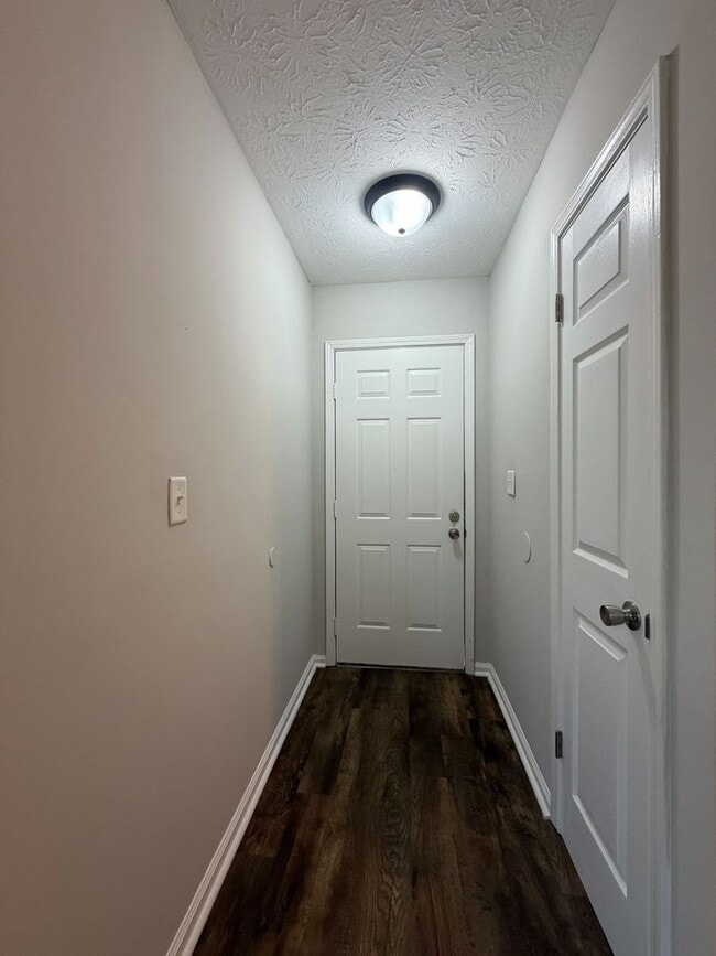 Building Photo - 139 Cedar Ct