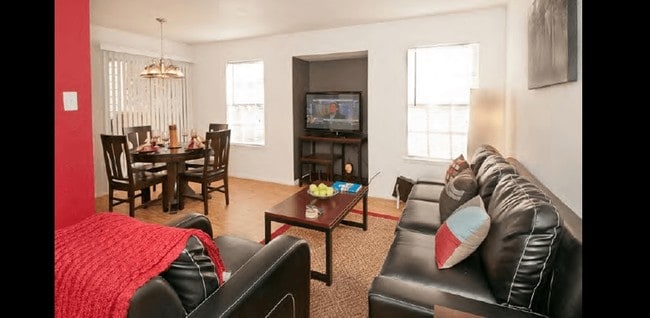 Interior Photo - Riverside Ranch Apartments