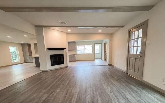 Photo - 10730 Sugar Hill Dr (Houston, TX) House