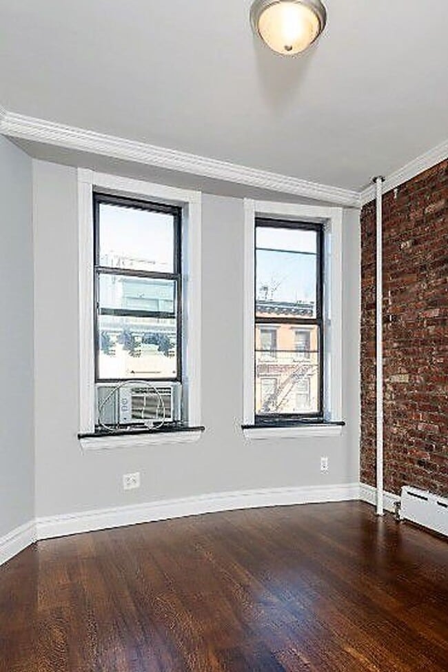 Building Photo - East 18th Street