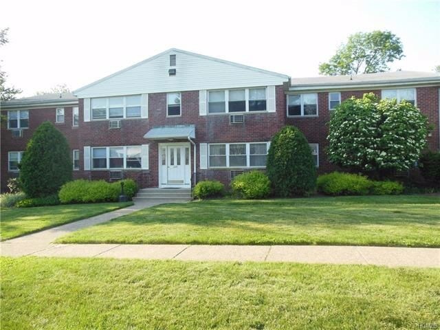 Primary Photo - 229 N Middletown Rd