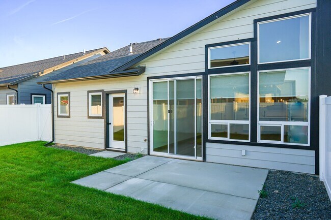 Foto del edificio - Just completed 2 Bedroom 2 Bath in Coeur d...