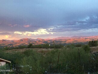 Building Photo - 1240 Ocotillo Dr