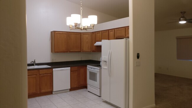 Kitchen - 8560 E Lakeshore Dr