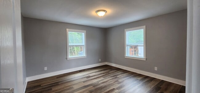 Building Photo - 2467 Smith Rd