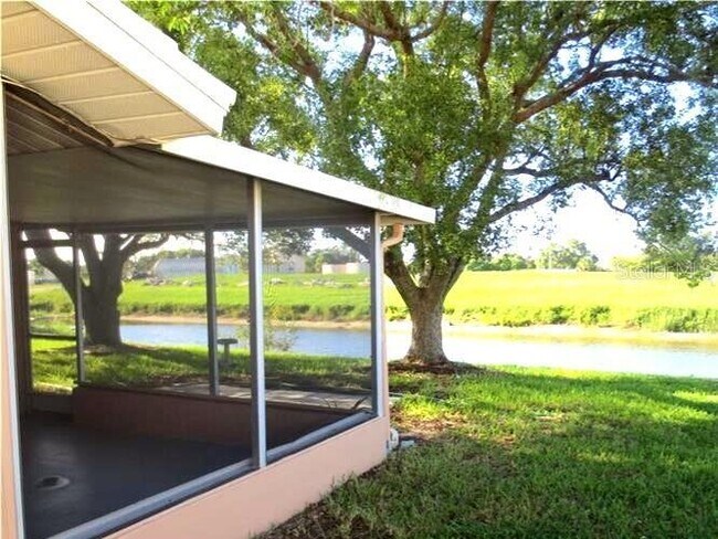 Building Photo - 7538 Pineapple Ln